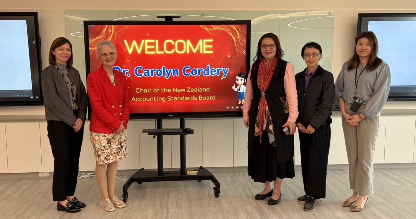 會計與審計專家Dr. Cordery前往財團法人會計研究發展基金會，就會計準則、永續揭露、公共部門審計等議題進行深入對談。（會基會提供）