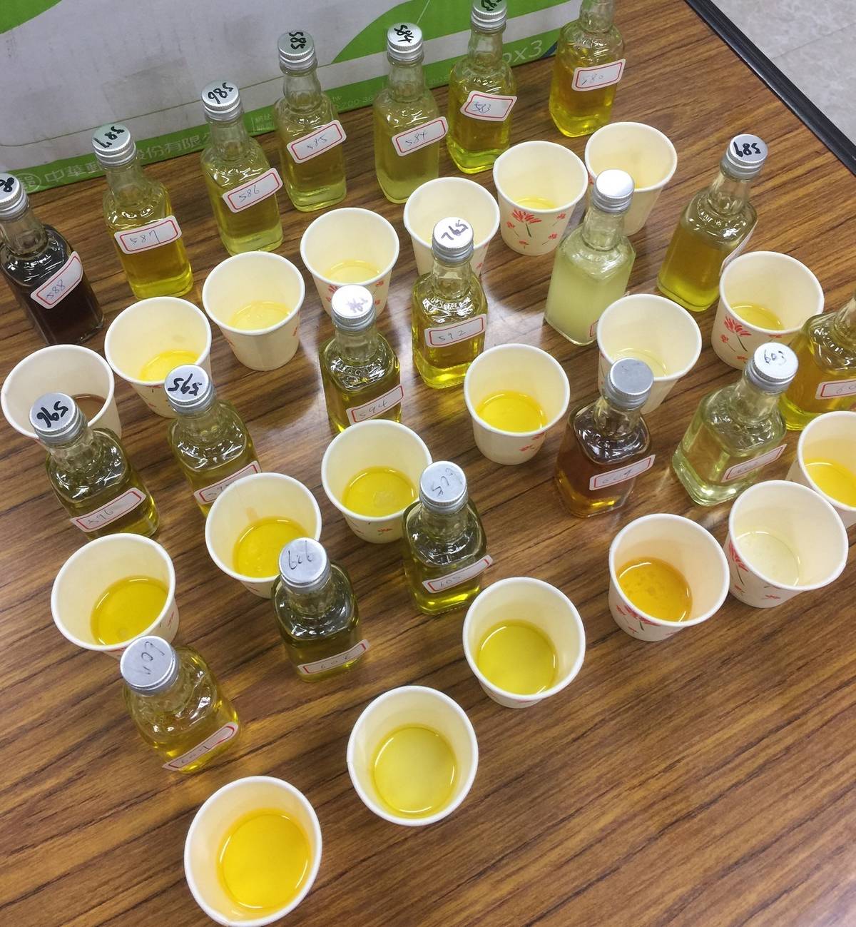 苦茶油富含不飽和脂肪酸，是擁有「東方橄欖油」之稱的優質油品。