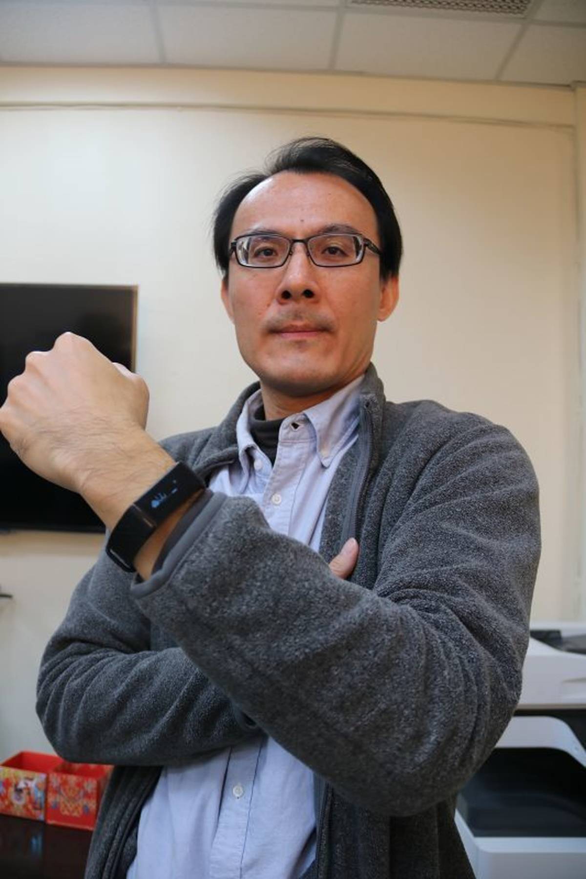 弘光科大研發新智慧手環 檢測情緒壓力