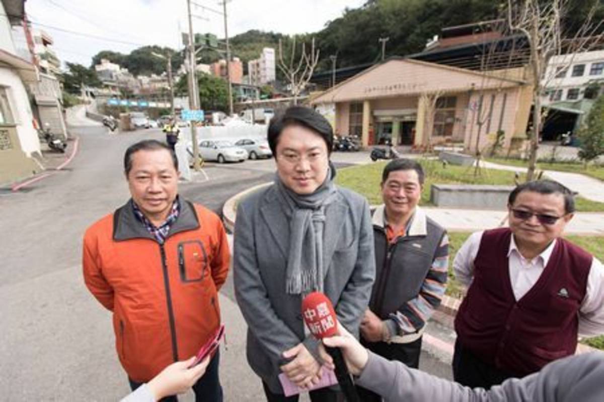 基隆市長林右昌視察情形