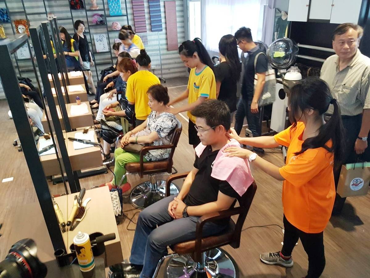 卑中職探體驗中心餐旅、美髮最搶手