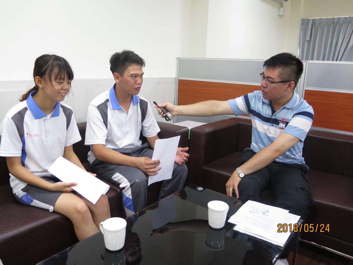 左:古玉瑄 右:洪仲禹