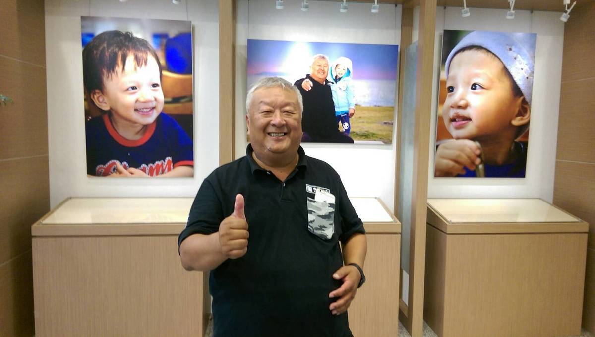 司法機構好溫馨 徐明正攝影展讓臺東地檢署瀰漫祖孫情 