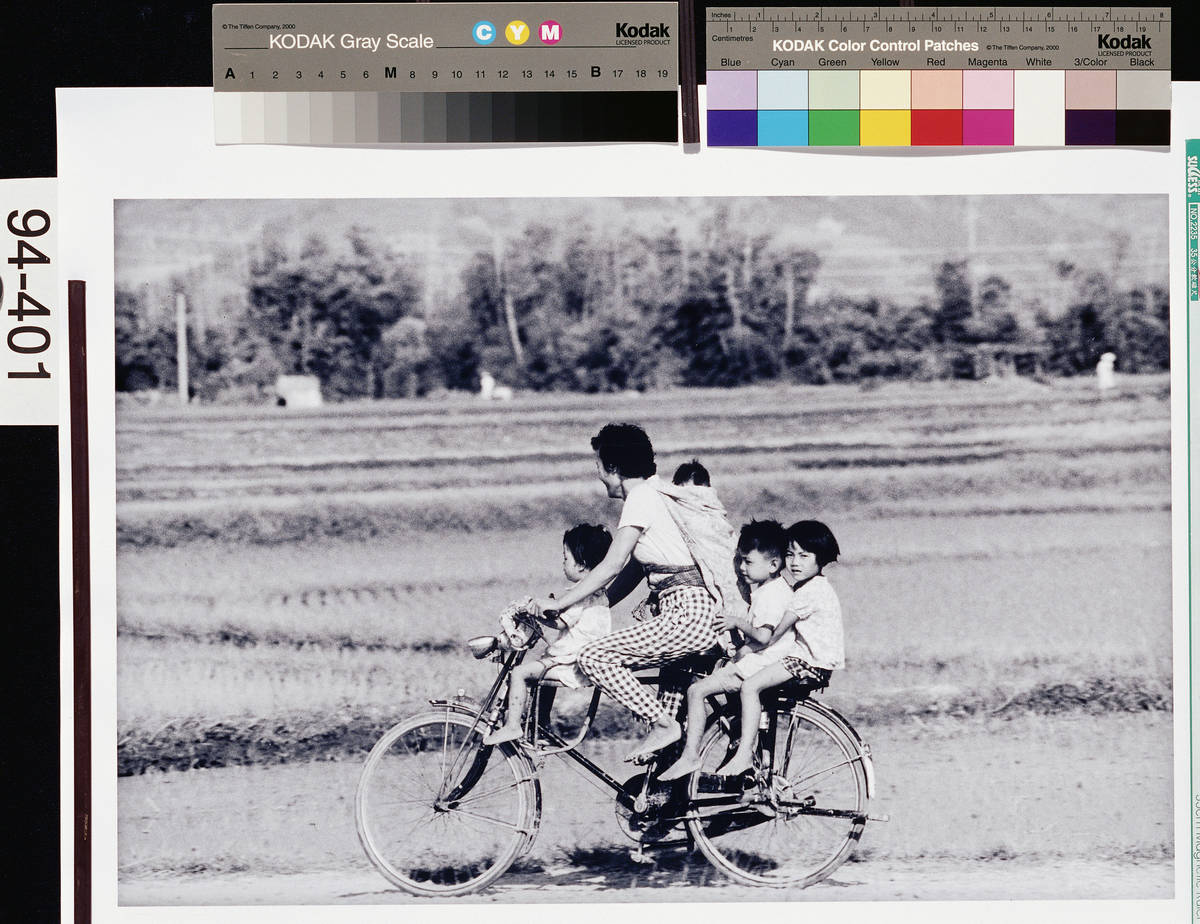 林權助_騎腳踏車的母子_無紀年_史博館藏.jpg