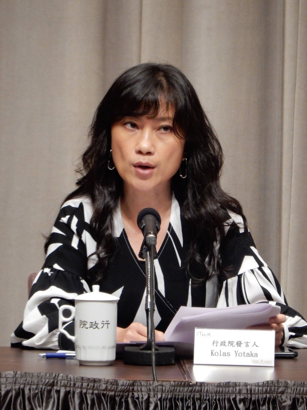 行政院發言人Kolas Yotaka（谷辣斯・尤達卡）