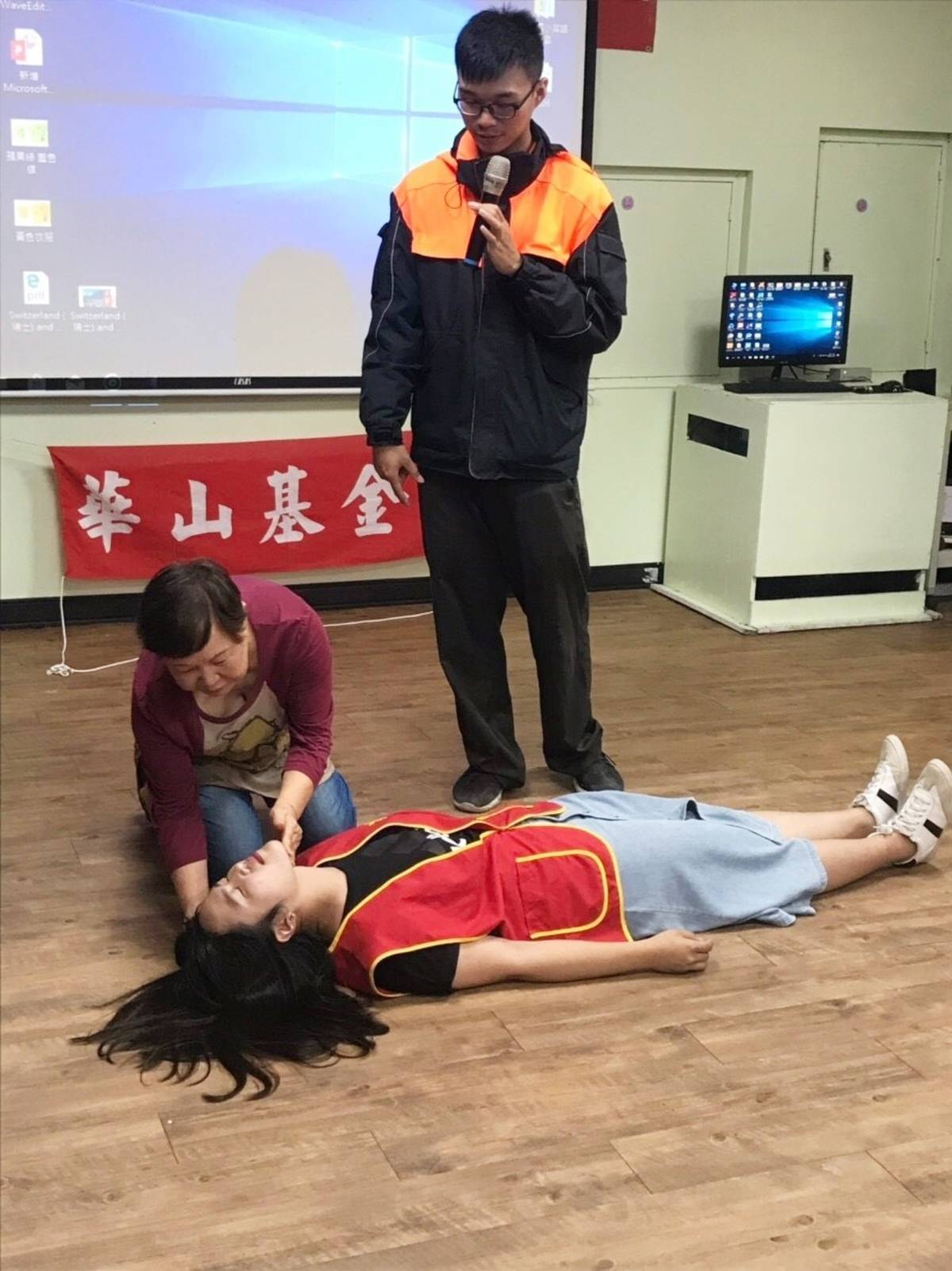 熟記急救口訣要領 華山義工訓練掌握黃金救援時間