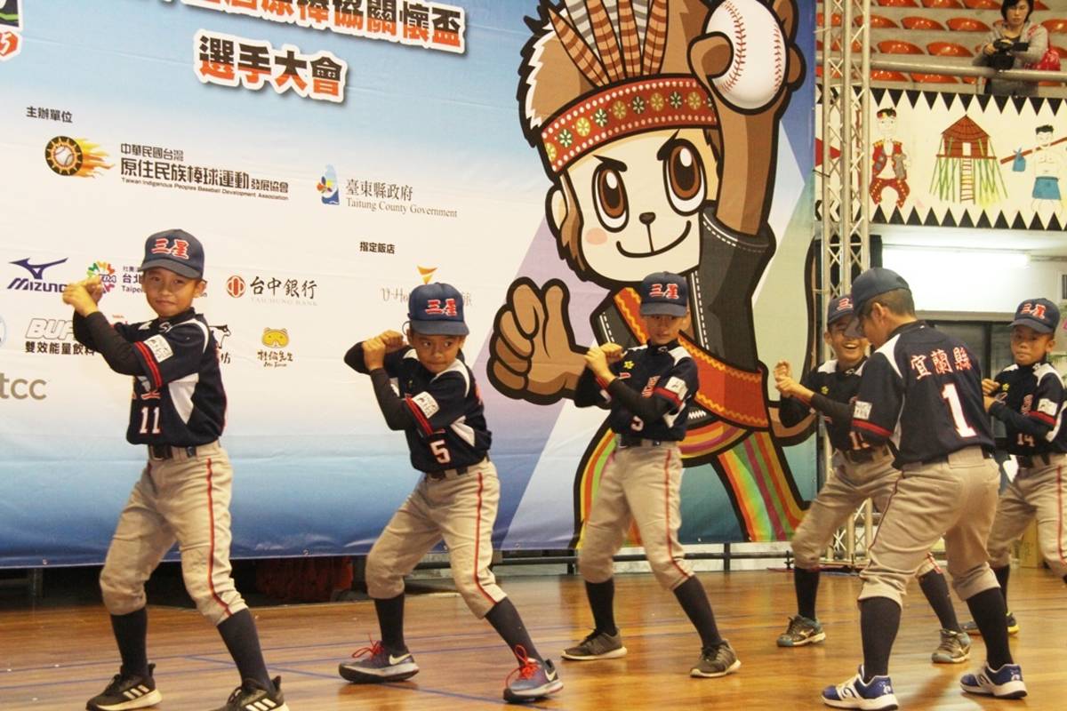 第25屆關懷盃熱鬧開打，47支國中小棒球勁旅齊聚臺東 。