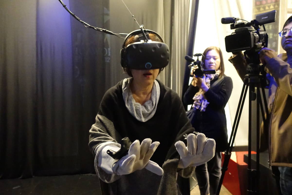 現場體驗VR虛擬實境