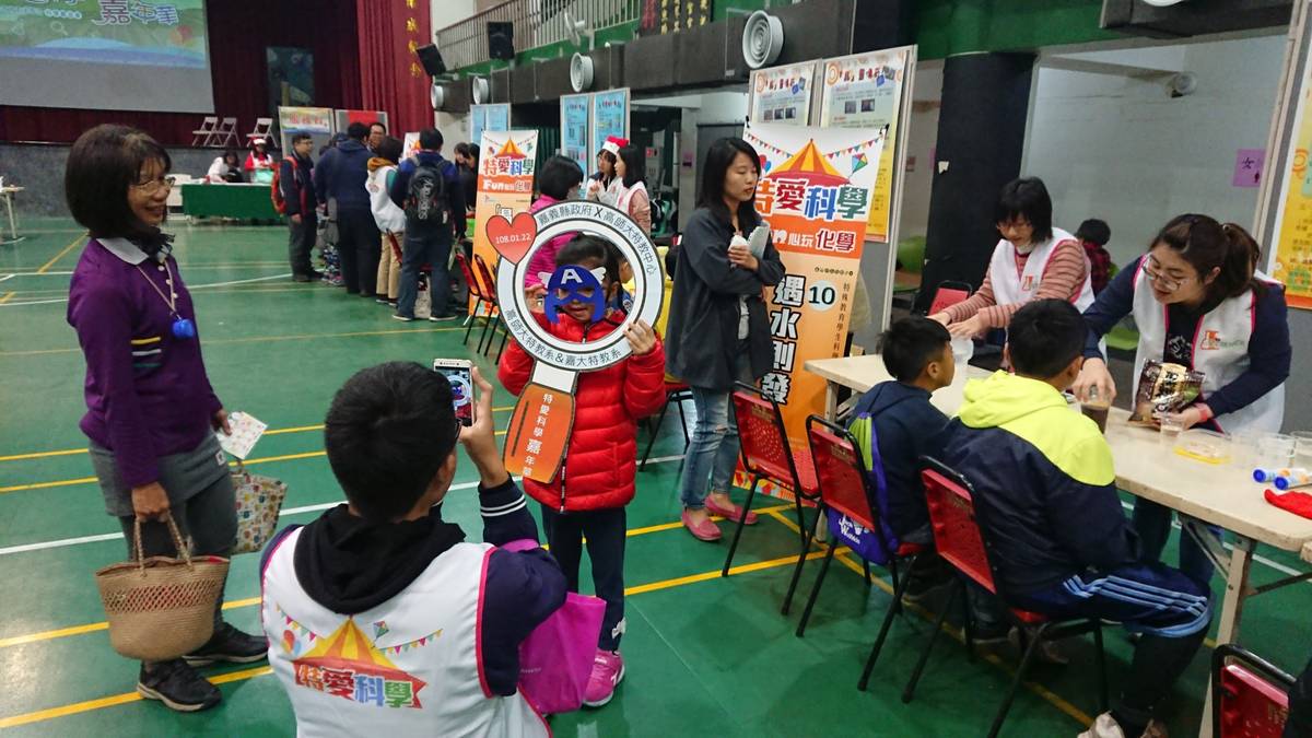 竹崎場闖關活動照片(闖關情形)