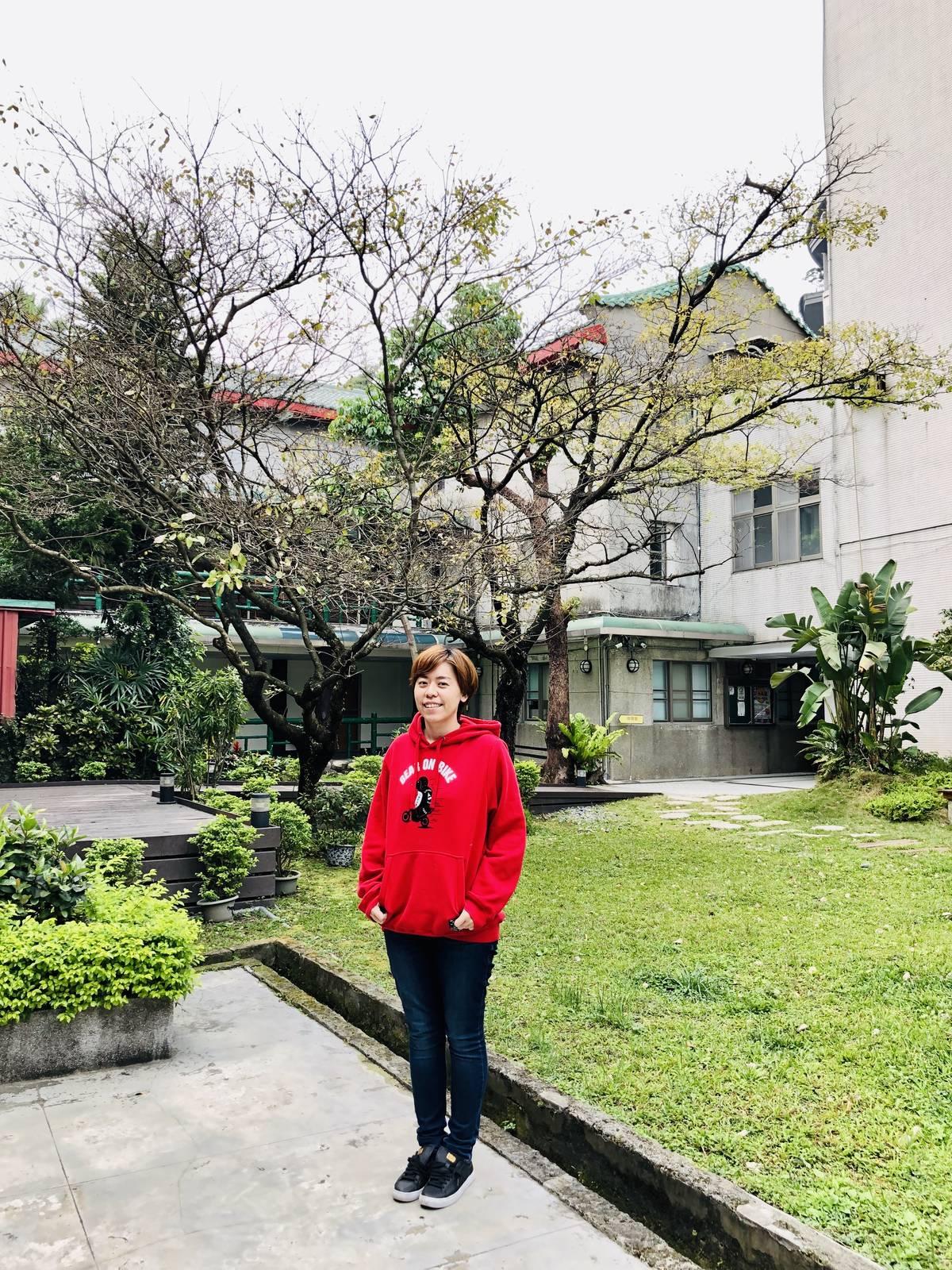 江惠儀本人還頗俏皮耶！
