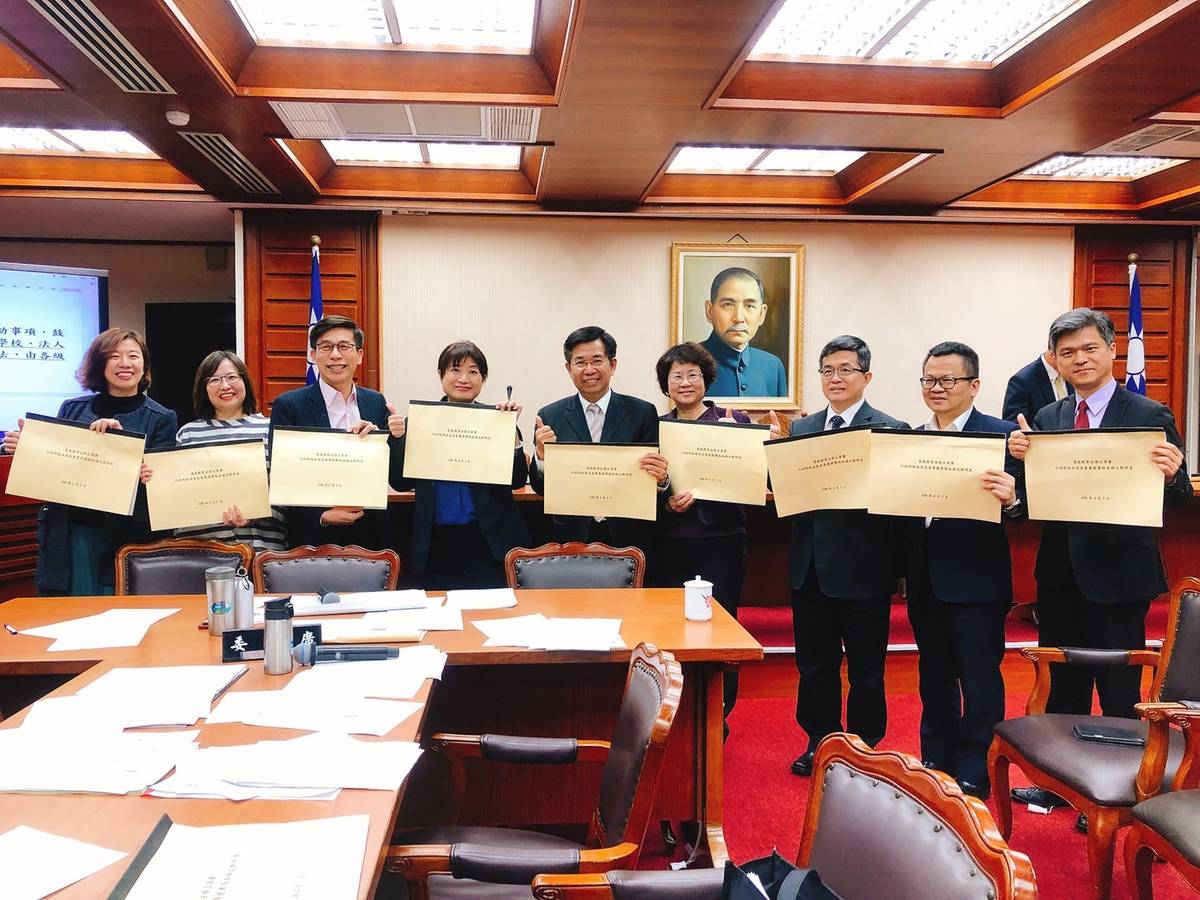 立法院教文會今審查通過《家庭教育法》修正草案
