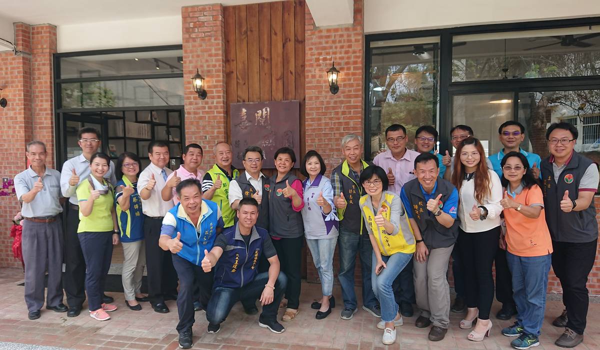 苗栗縣立致民國中社區共讀站喜閱磚園揭牌啟用