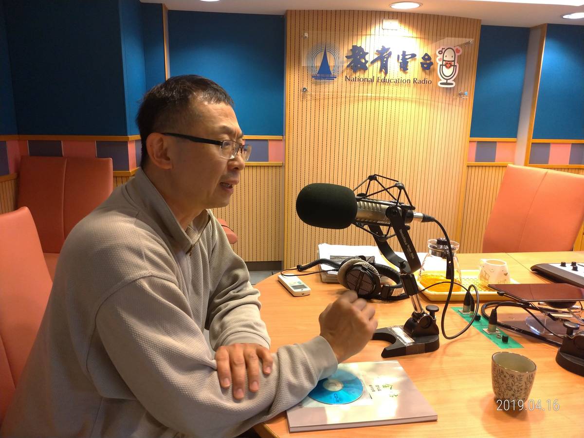 汗得學社提倡與自然和解的生活方式，更要扎根未來，為台灣培養培養更多有環境意識、有技能又懂生活的工匠青年。