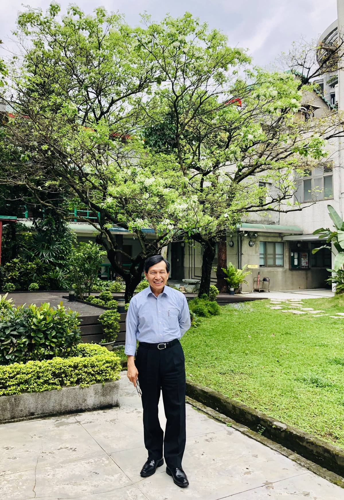 本集來賓陳彥升博士。
