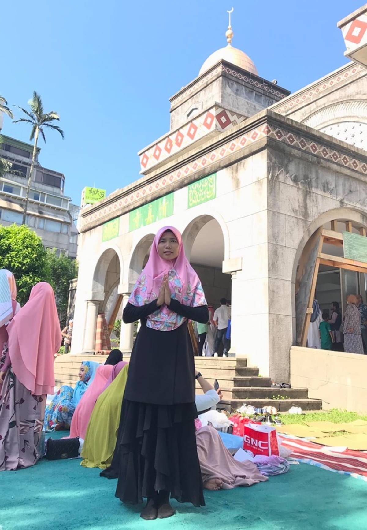 anny lebaran.jpg