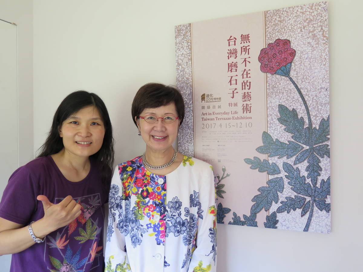 與陳國慈總監合影.JPG