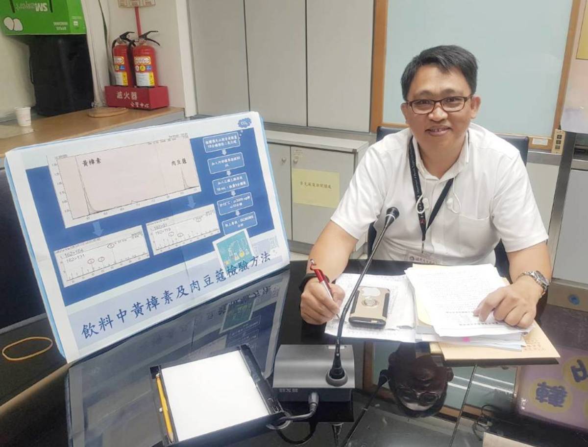 臺北市衛生局檢驗科科長黃景義