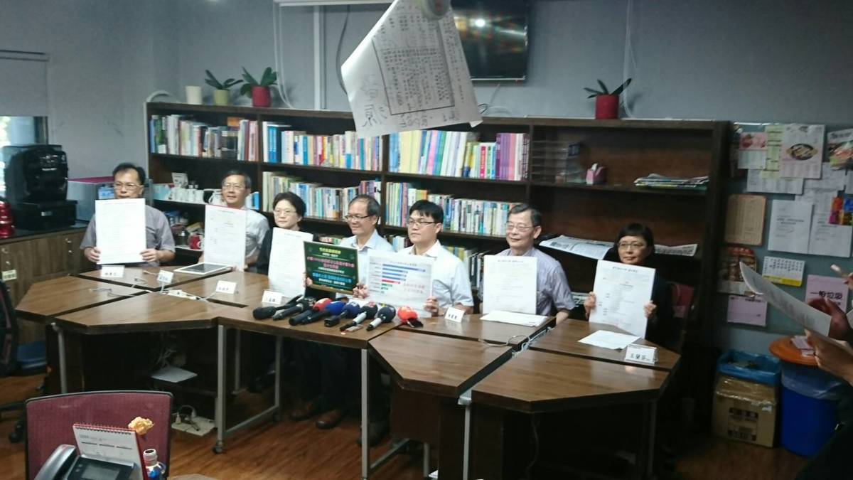 大學招生委員會今天公布「大學參採學習歷程項目內容草案」