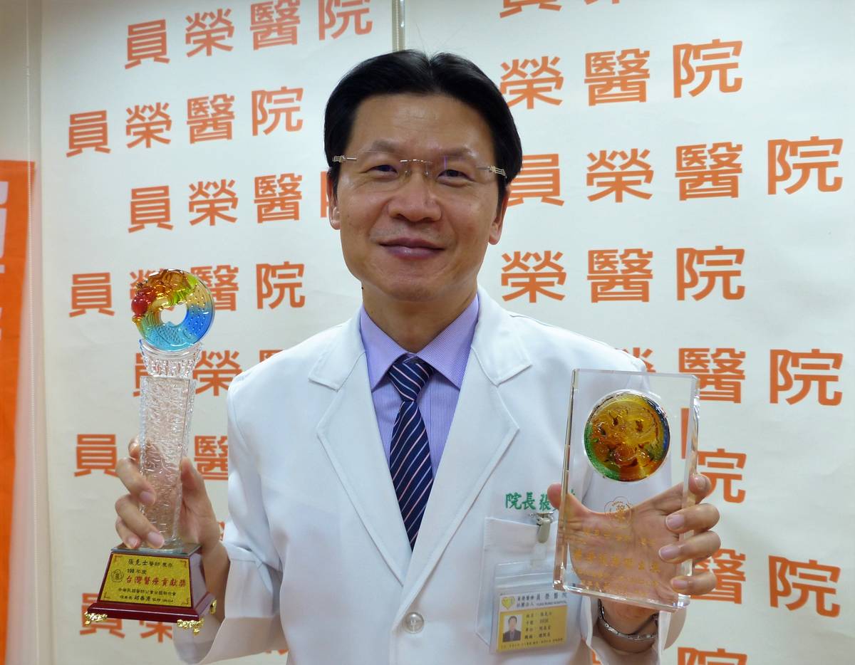 員榮醫療體系總院長張克士專攻心臟內科，曾獲台灣醫療貢獻獎