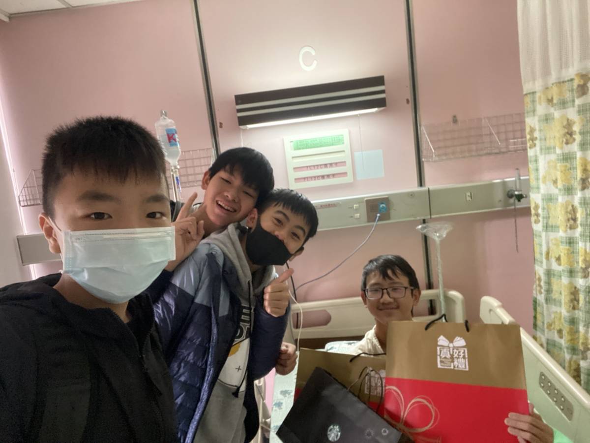 鳳鳴國中彭鈞煒不畏癌症參賽堅持到底