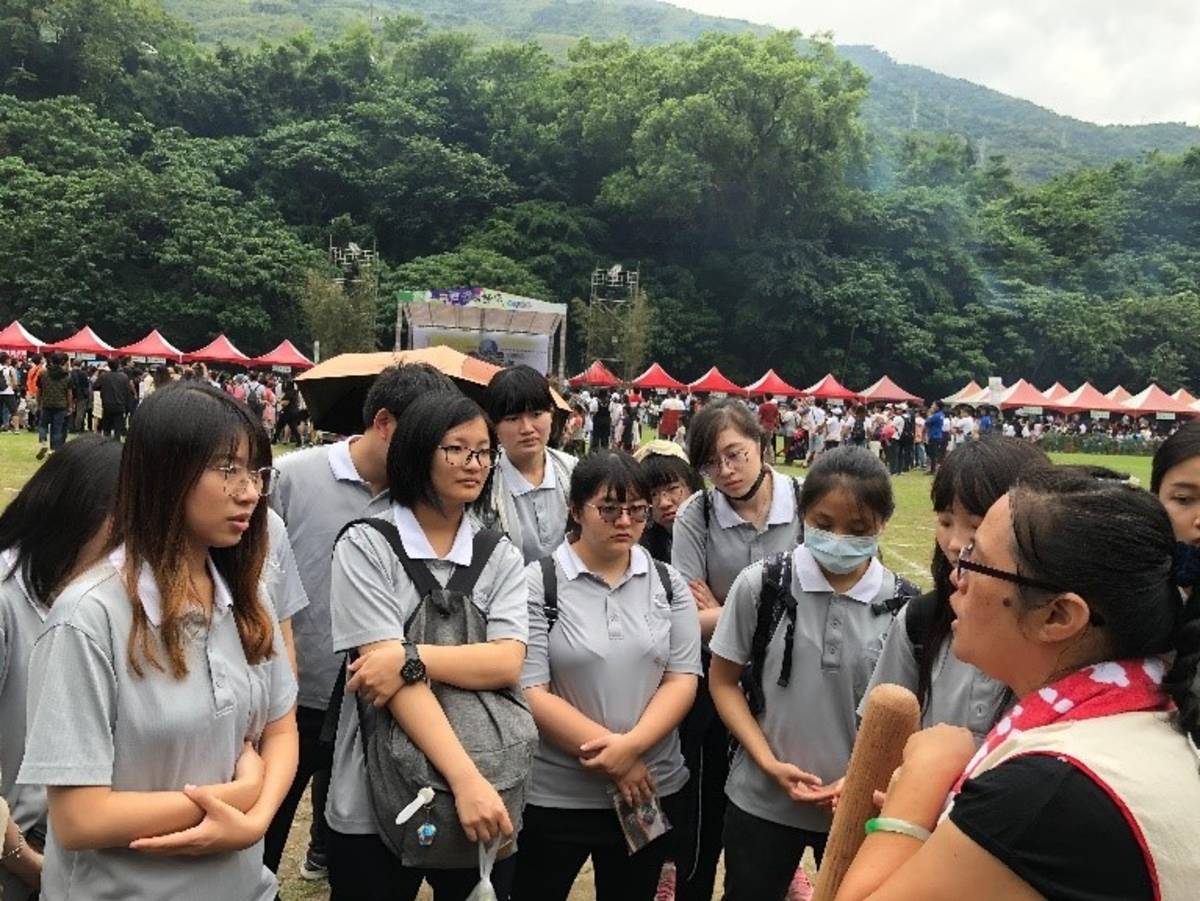 1.《不同生命週期的跨文化照護》參加太魯閣族感恩祭，與原民部落族人互動體驗。.jpg