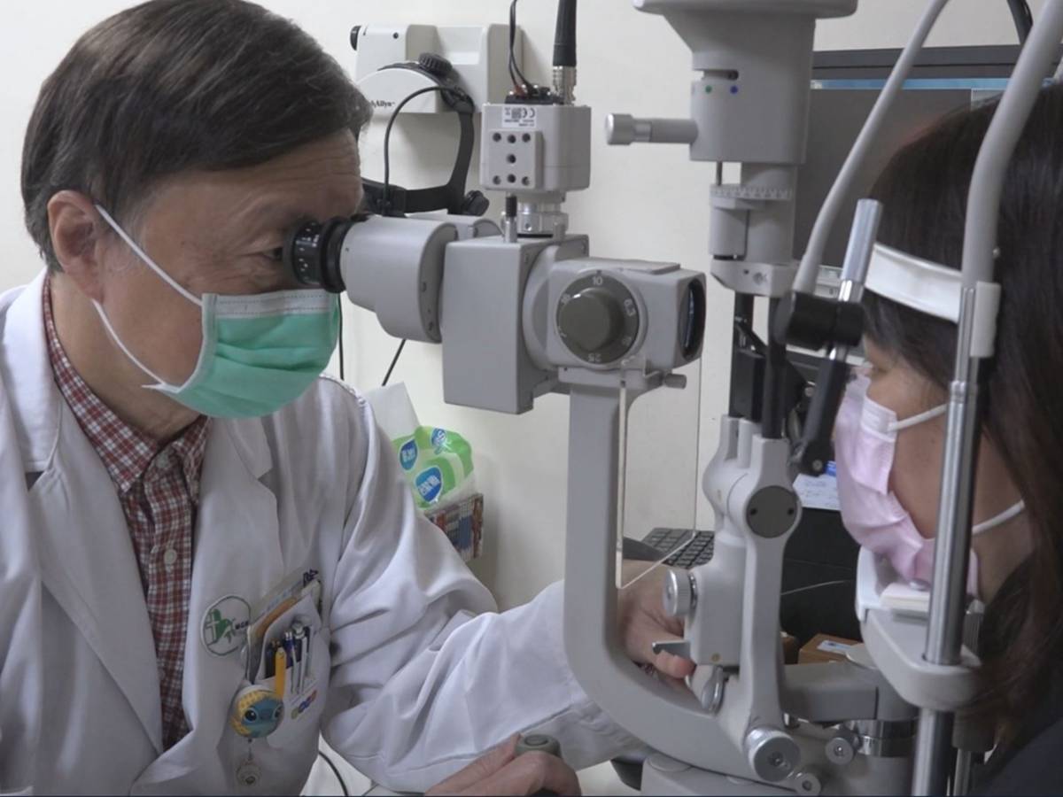 眼睛不適要看醫生