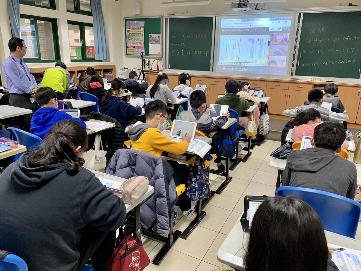 疫情期間若遇到停課，校方善用線上學習平台，讓學生停課不停學
