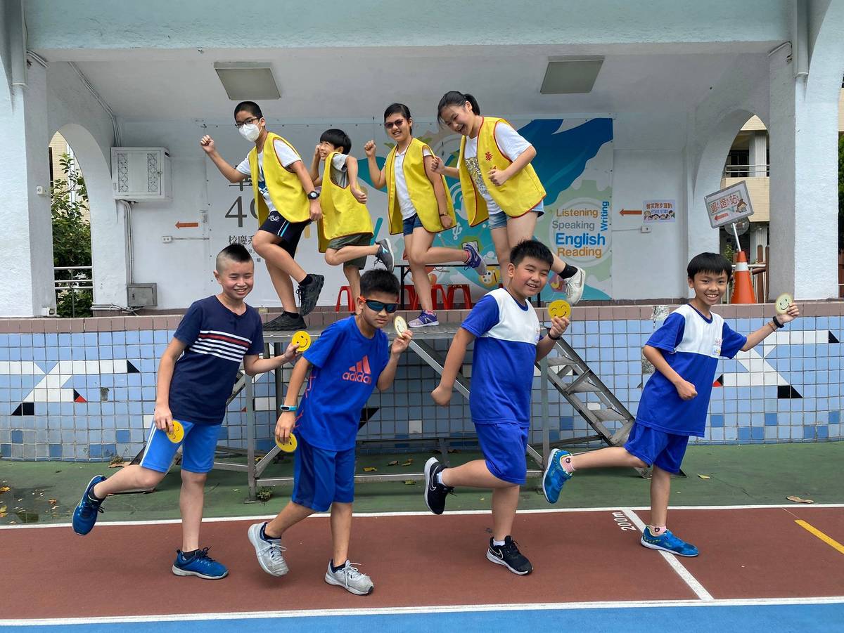 華江小偵探準備出發尋找微笑任務卡