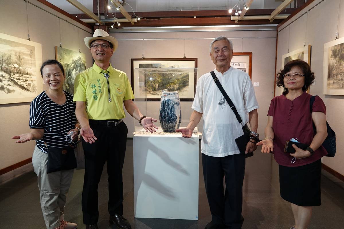 黃茂松水墨畫展表現光影