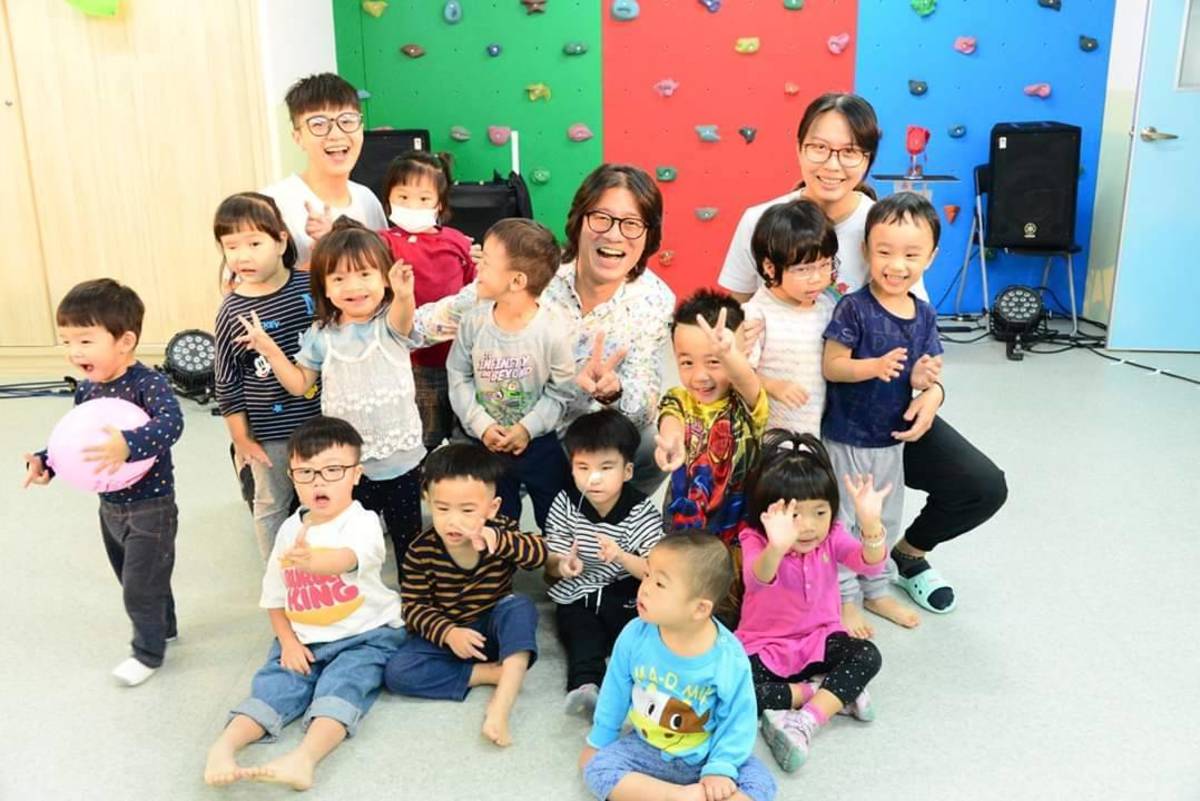 何歡劇團演出照片