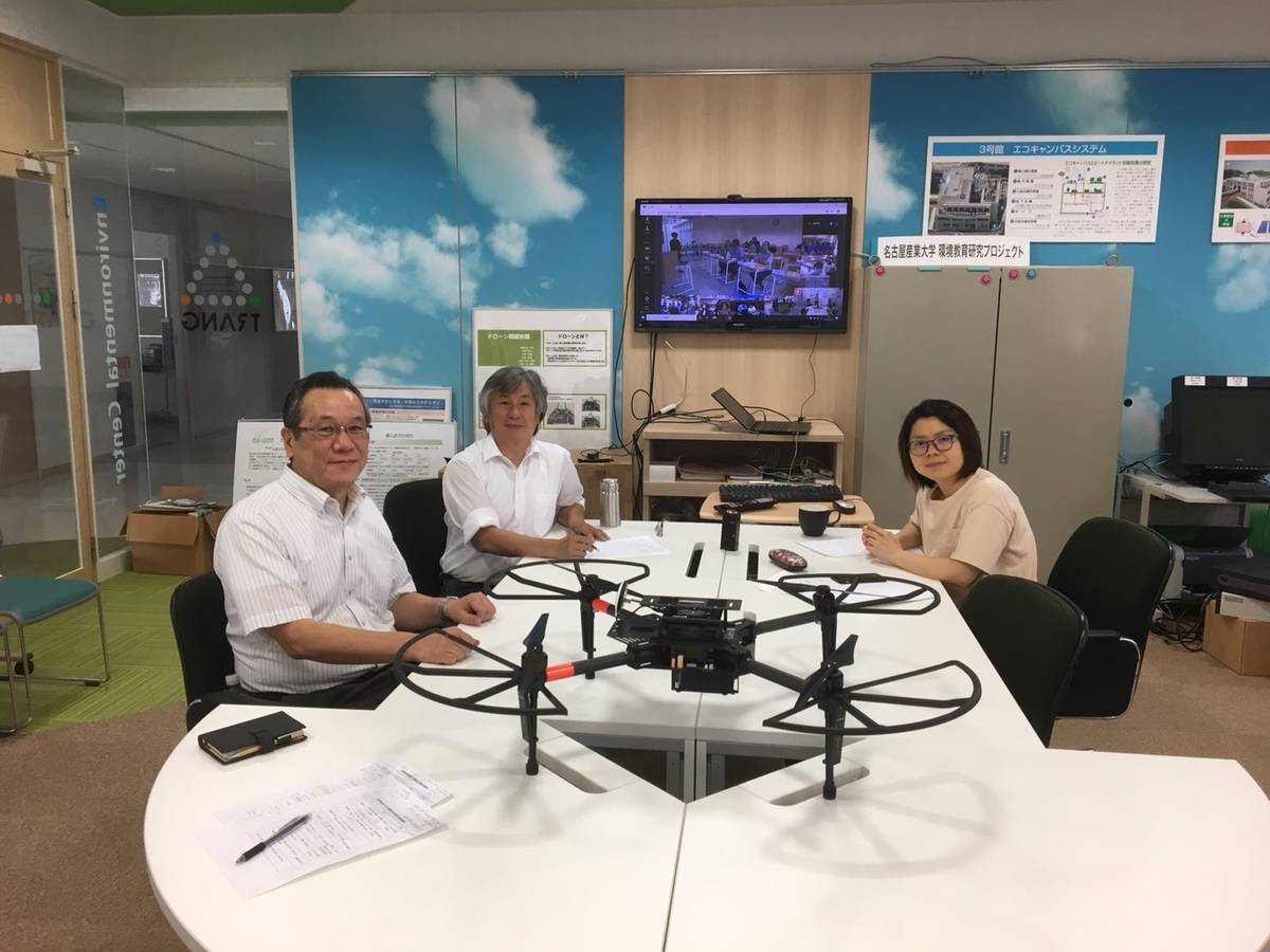 日本名古屋產業大學團隊(由左起-伊藤雅一教授、林敬三教授、許容瑜博士)。