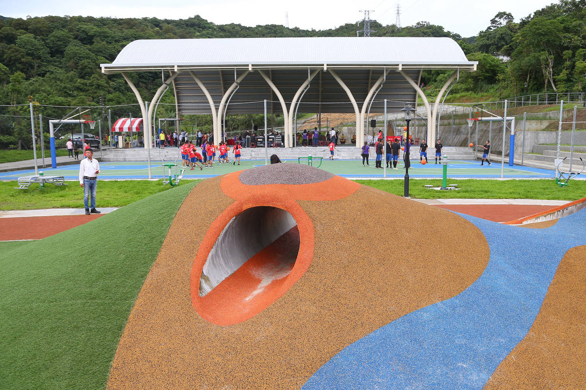 瑞芳運動公園是瑞芳區首座大型全齡共融式公園。