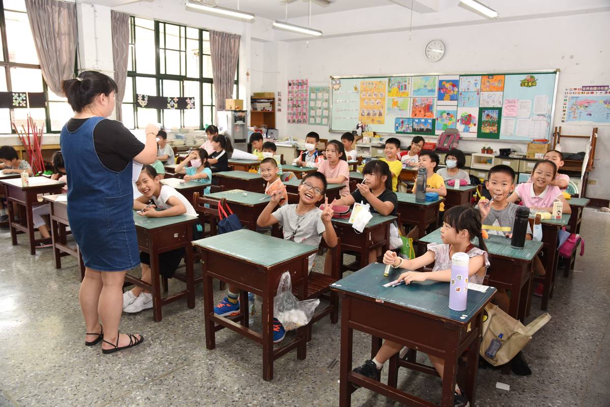 參與檢測的小學生（圖片來源：苗栗縣媒體事務中心）