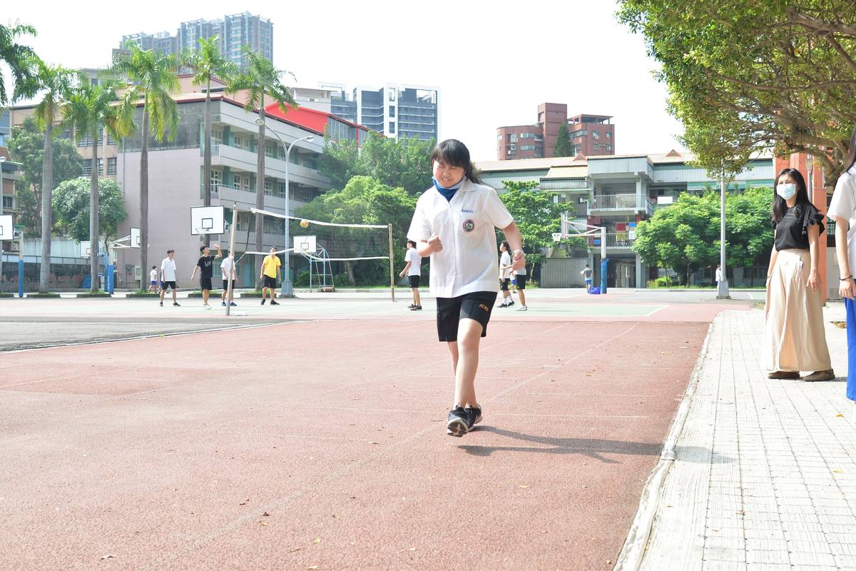 總統教育獎歐芃真參加挑戰日完成不可能的任務。