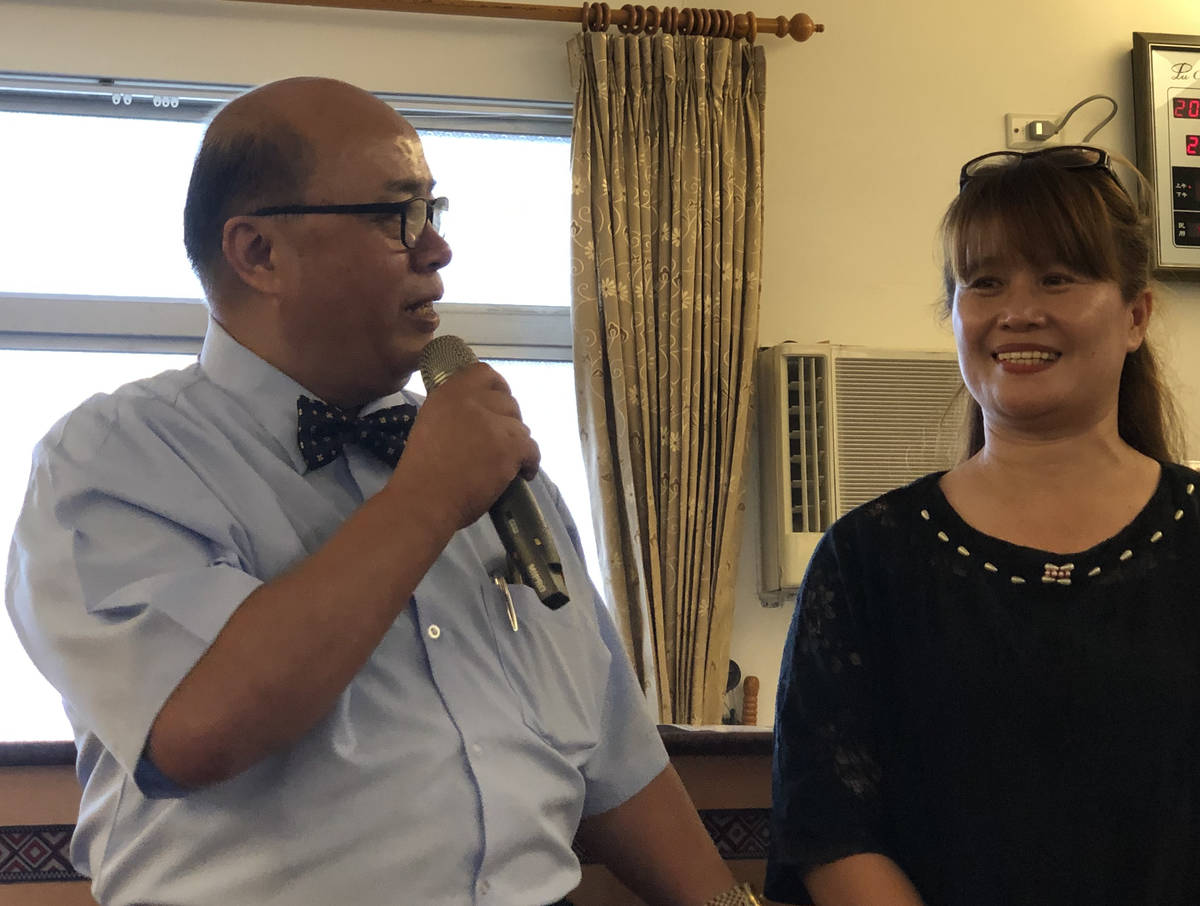 吳信和深情款款感謝他生命中重要的女人，讓他可以全力創作。