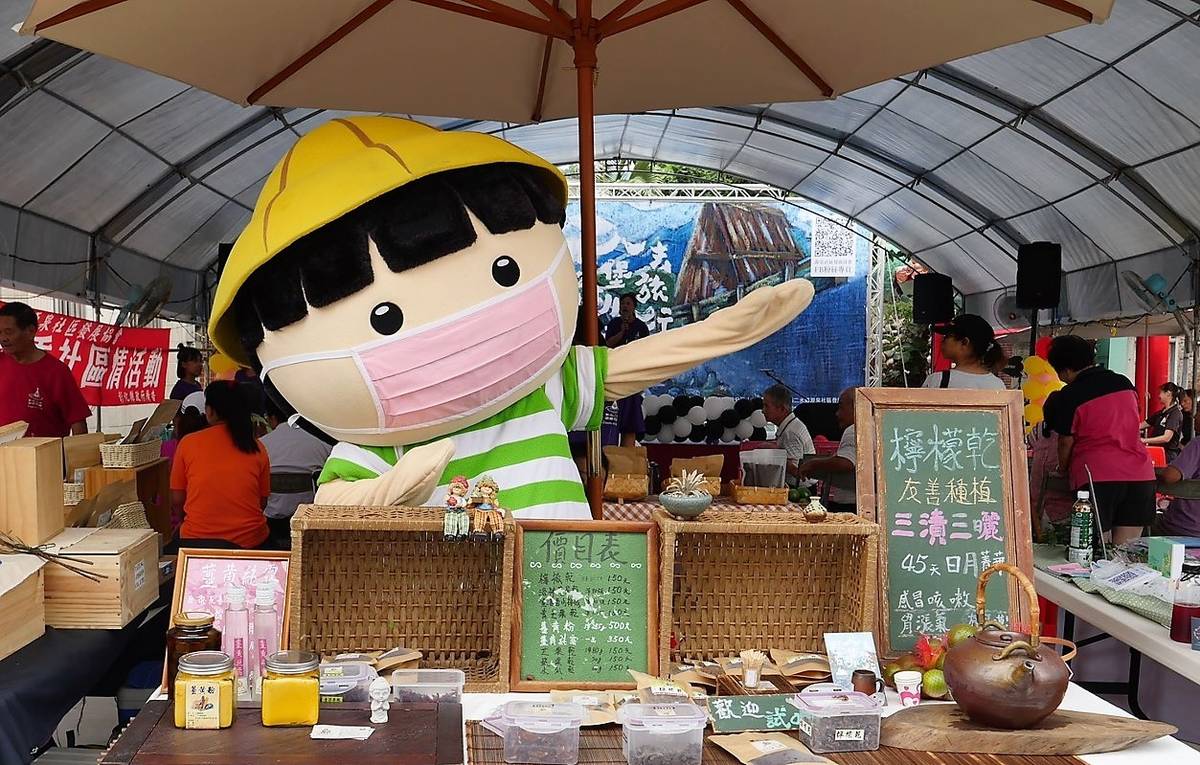 300年古圳文化所滋養的在地物產與美食也可以在遊程中品味與體驗(圖片來源：水保局南投分局)