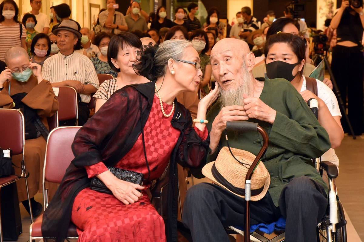 藝術家杜簦吟老師伉儷