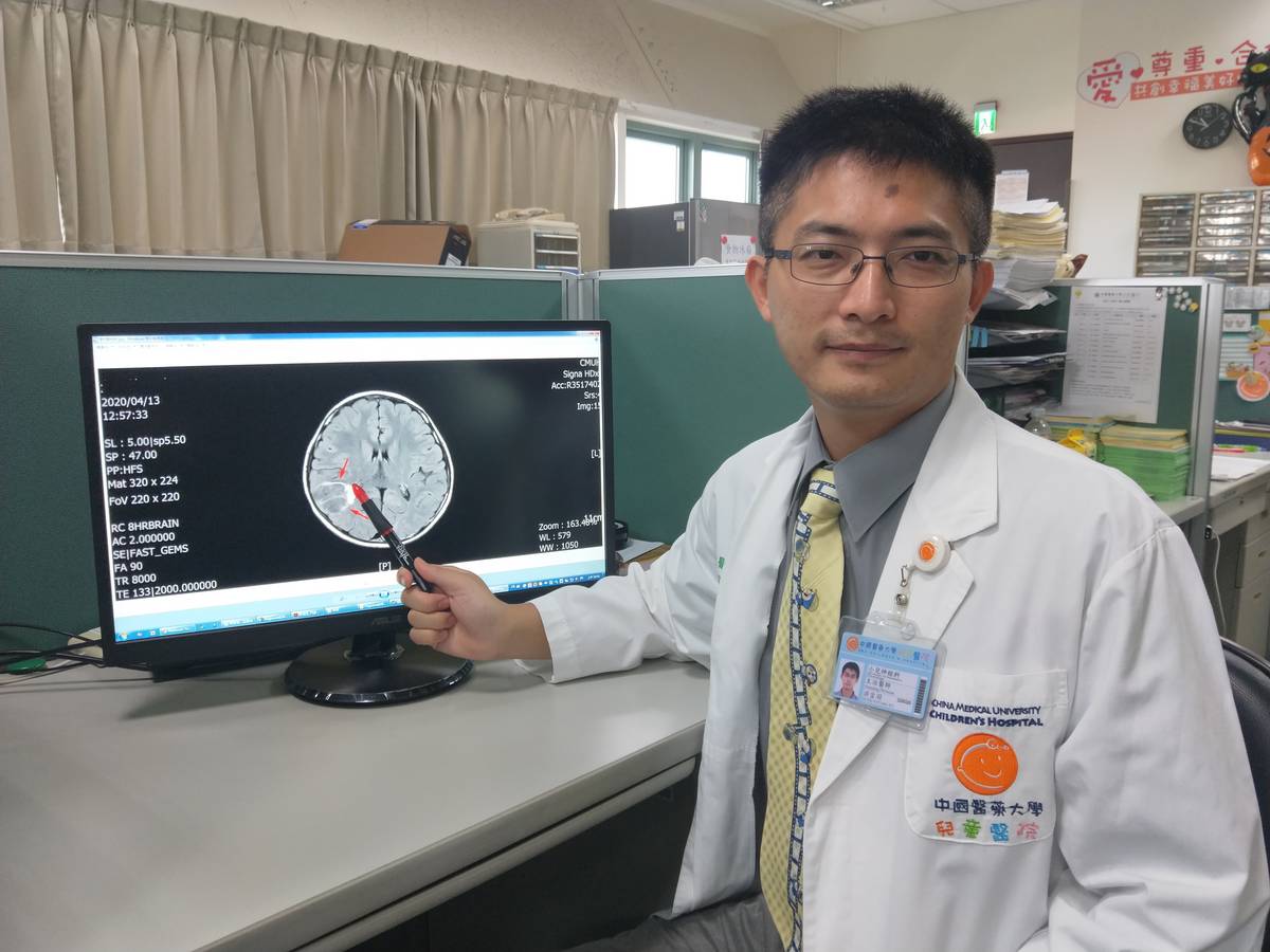 中醫大兒童神經科洪宣羽醫師指出MRI腦瘤位置