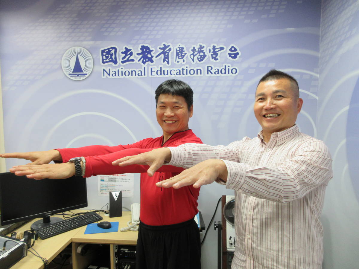 梅門資深教練笵揚榜與常罡  
