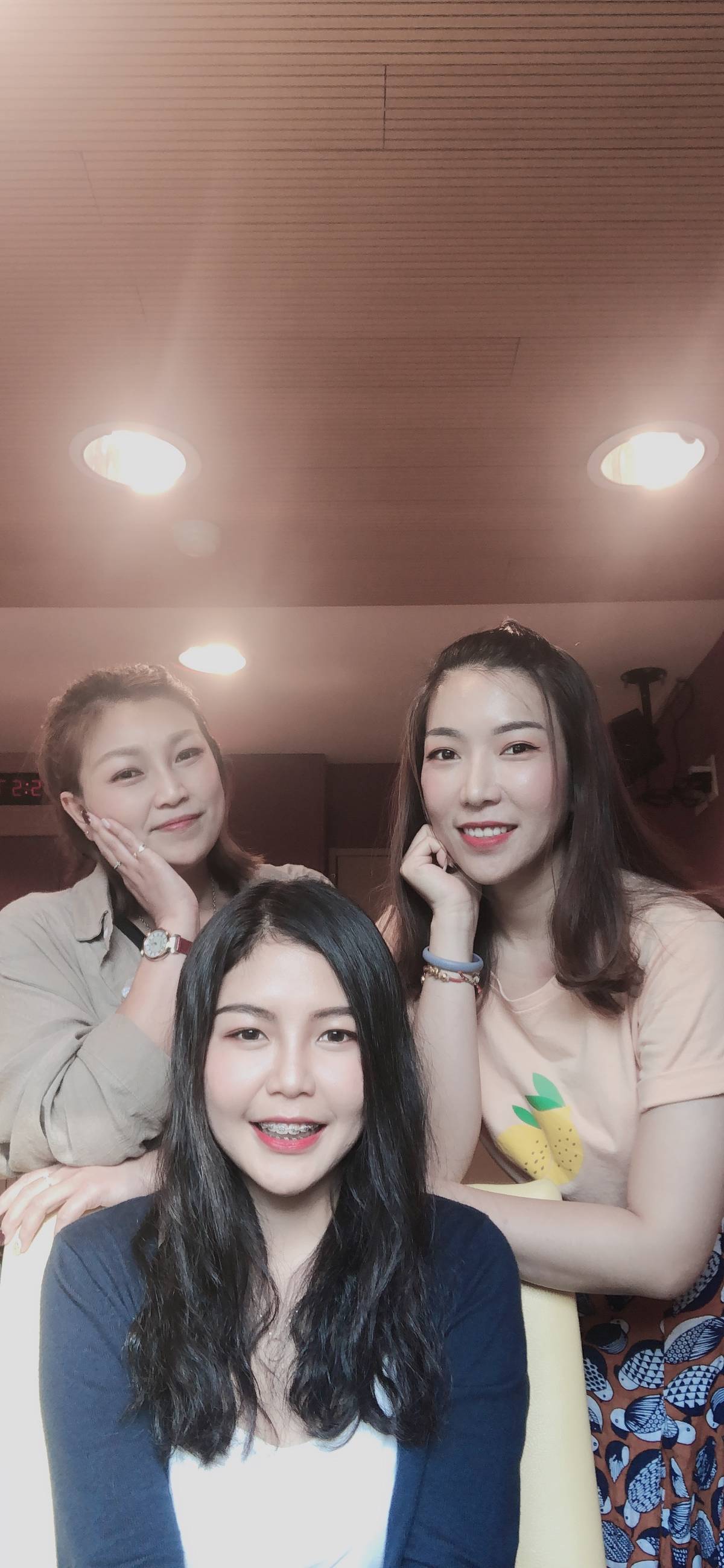 亞鈺、芳怡、玉水