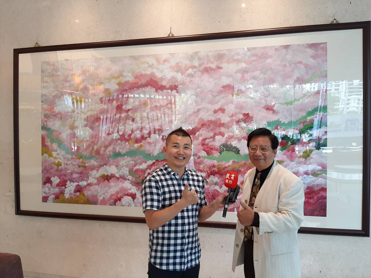 藝術家于傳騏與常罡合影 