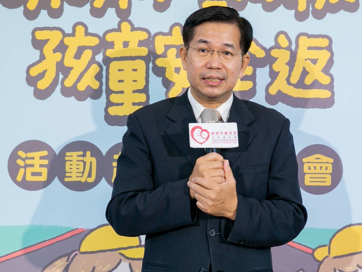 教育部潘文忠部長表示，將與交通部合作將交通安全觀念納入學校課程