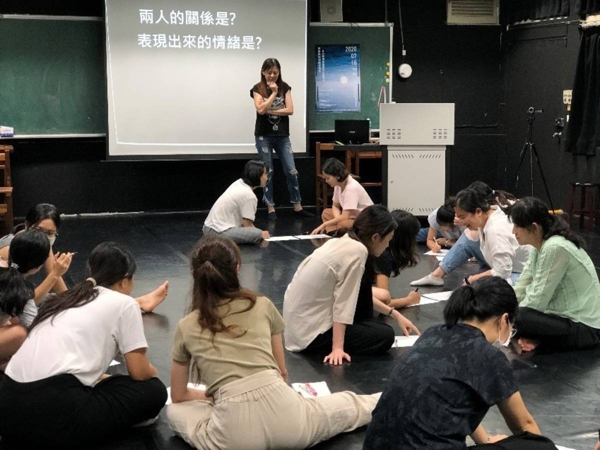 3.工作坊以實作概念出發，讓現場教師們學習如何展現心中的潛台詞.jpg