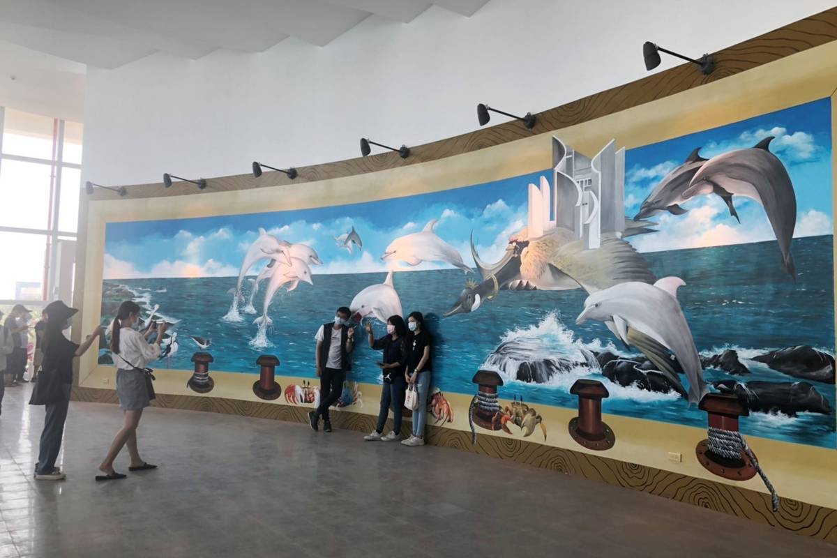 彰化縣自然生態教育中心內部的 3D彩繪牆景觀  (照片:彰化縣政府)