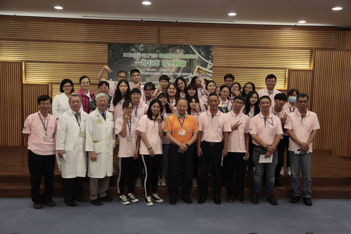 第16屆希望種子結業學子開心合影