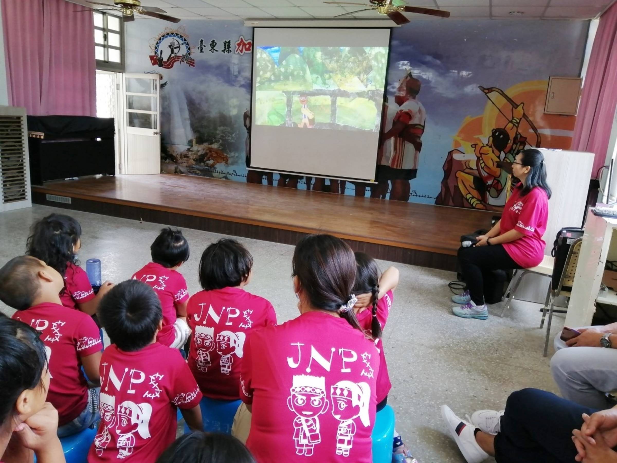 臺東加拿國小 一部動畫讓世界看見加拿 動畫首映 文教新聞 國立教育廣播電臺
