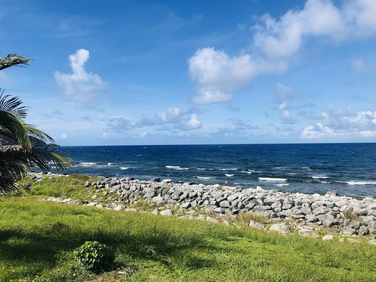綠島離本島不遠又能浮潛很適合年輕人出遊(圖片來源：永達旅行社)