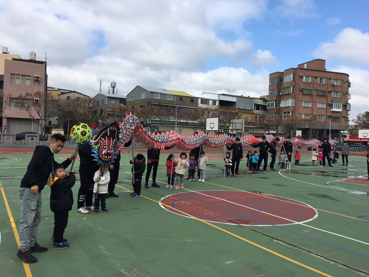 福星非營利幼兒園客家火旁龍體驗.jpg