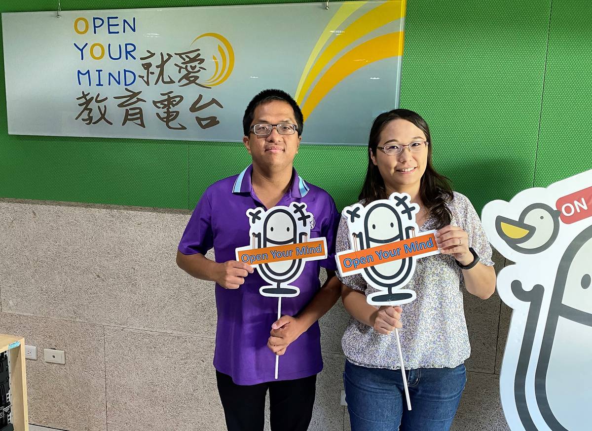 陳郁雄用放牧的方式養快樂的雞生健康的蛋