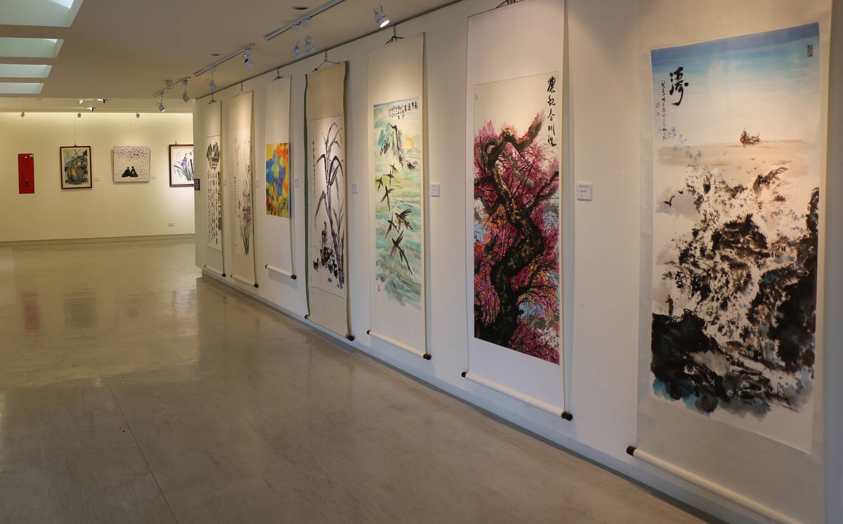 2020亞細亞臺日韓水墨畫聯展將展到10月10日止，歡迎有興趣的民眾前往欣賞。